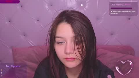 Snapshot of xxxnaughtyfoxxx chatting on 3, 5, 2026 foxy online show from 3, 5, 2026