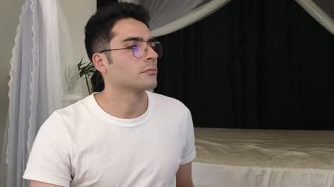 Snapshot of xxxvandersexxx chatting on 17, 2, 2026 July and Fer online show from 17, 2, 2026