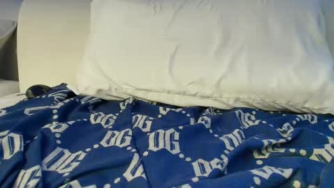 Snapshot of xxxvibesxo chatting on 17, 2, 2025 Lil Luna online show from 17, 2, 2025