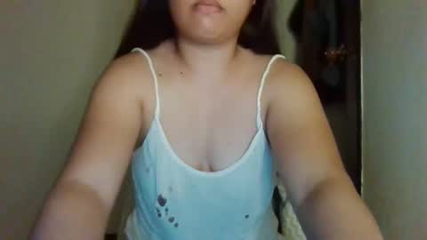 Snapshot of xxyummiee_69xx chatting on 14, 10, 2025 jane online show from 14, 10, 2025