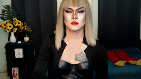QueenMarina online show from 17, 2, 2025