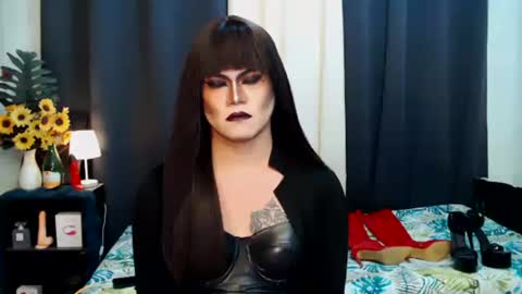 QueenMarina online show from 29, 9, 2025