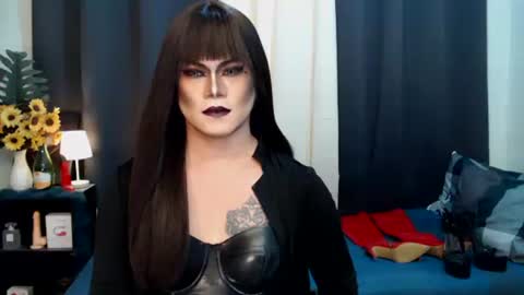 QueenMarina online show from 2, 10, 2025