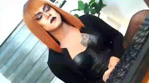 QueenMarina online show from 19, 2, 2026