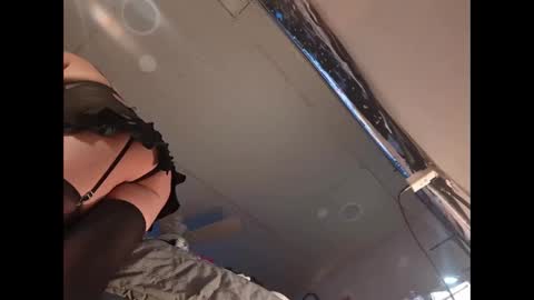 Snapshot of xzbib chatting on 9, 12, 2024 Xzbib online show from 9, 12, 2024