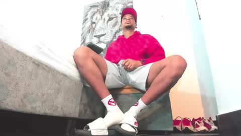 Sr. Y0ung Master online show from 21, 11, 2025