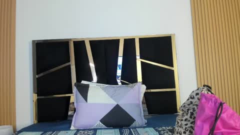 Yahaira online show from 4, 4, 2026