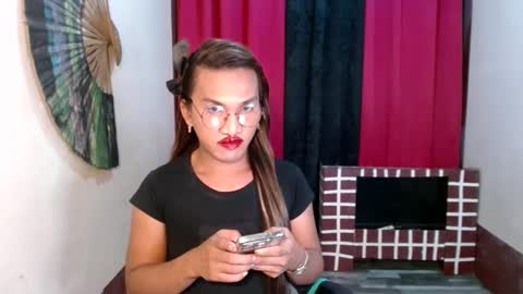 lorien gosper online show from 26, 1, 2025