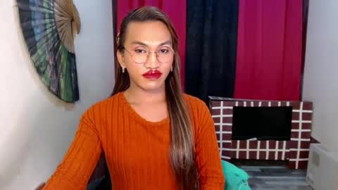 lorien gosper online show from 28, 1, 2025