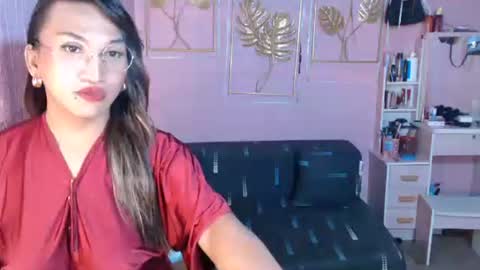 lorien gosper online show from 19, 9, 2025