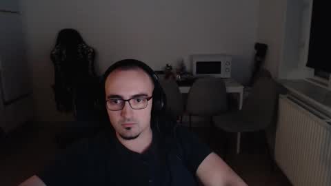 YamilLamal online show from 20, 11, 2025