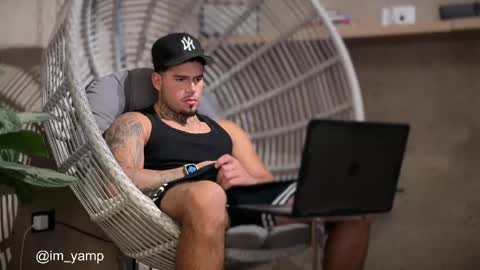Snapshot of yamp_bigcock chatting on 22, 4, 2026 yamp sambrano online show from 22, 4, 2026