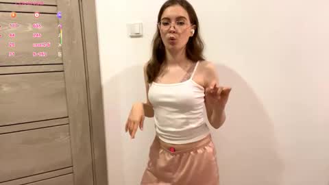 Marry online show from 4, 11, 2025