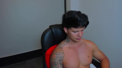 Snapshot of yanka_max1 chatting on 29, 11, 2025 new here online show from 29, 11, 2025