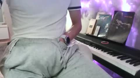 Snapshot of yannsolo8106 chatting on 28, 10, 2025 yannsolo8106 online show from 28, 10, 2025