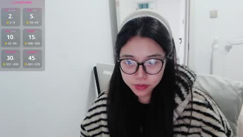 yaoyaoliu online show from 5, 4, 2026