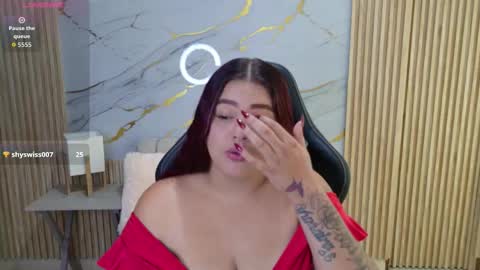 Snapshot of yara22_ chatting on 7, 11, 2025 Yara online show from 7, 11, 2025