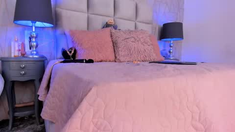 Yara Bliss  online show from 31, 1, 2026