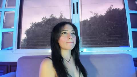 yara_shiine online show from 15, 12, 2025