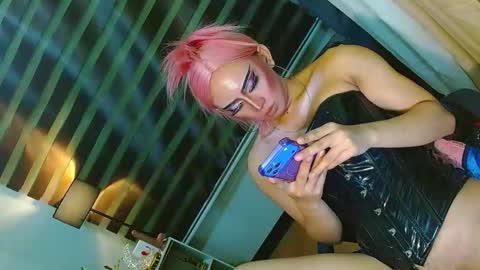 miss yasii online show from 5, 6, 2026
