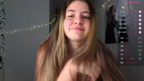 Yasyaa  online show from 13, 12, 2024