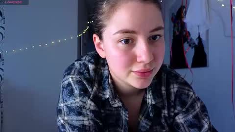 Yasyaa  online show from 3, 3, 2025