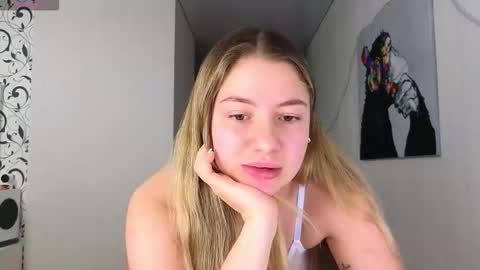 Yasyaa  online show from 9, 10, 2025