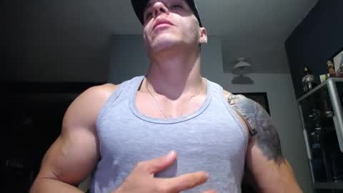 Snapshot of yatho_ chatting on 10, 10, 2025 yahto online show from 10, 10, 2025