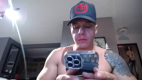 Snapshot of yatho_ chatting on 7, 11, 2025 yahto online show from 7, 11, 2025