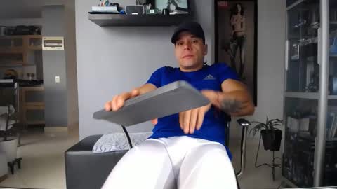 Snapshot of yatho_ chatting on 9, 2, 2026 yahto online show from 9, 2, 2026