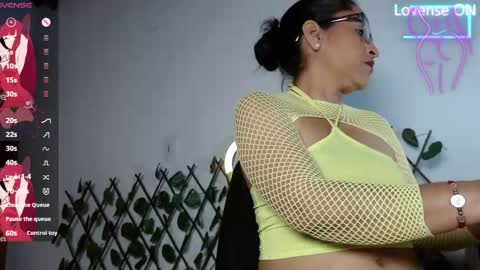 yaya____ online show from 2, 3, 2026