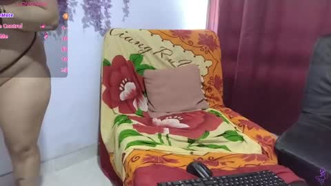 Snapshot of yazflor chatting on 9, 5, 2026 Hazzan y Greisy online show from 9, 5, 2026