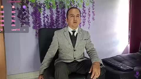 Snapshot of yazflor chatting on 8, 6, 2026 Hazzan y Greisy online show from 8, 6, 2026