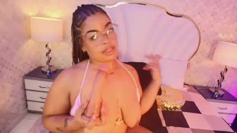  YazminJenner  online show from 25, 6, 2026
