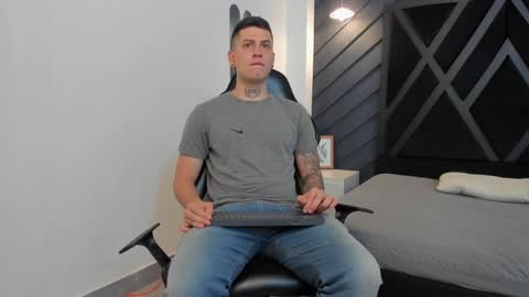 YEIKO ROMERO online show from 10, 1, 2025