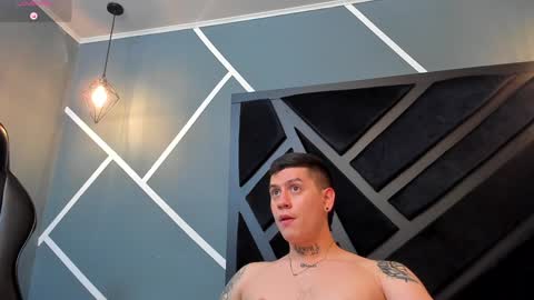 YEIKO ROMERO online show from 14, 1, 2025