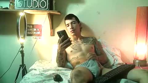 yeisoncastellanos1999 online show from 29, 5, 2026