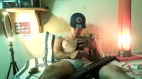 yeisoncastellanos1999 online show from 18, 6, 2026