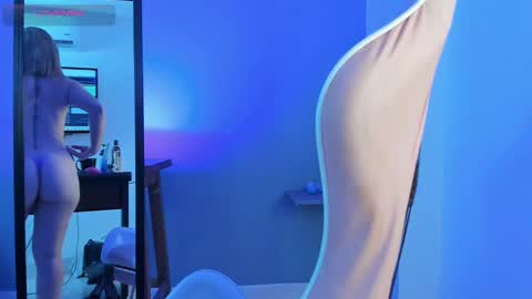 yelena03 online show from 5, 3, 2025