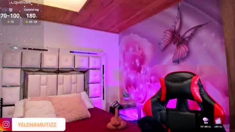 yelena  online show from 20, 11, 2025