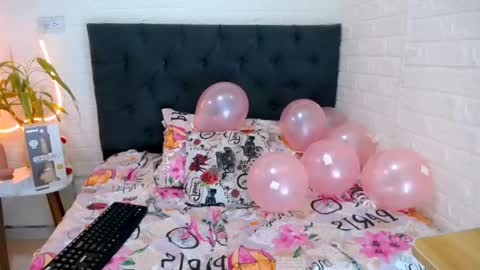 Snapshot of yemfairymcry chatting on 28, 4, 2026 YEM online show from 28, 4, 2026