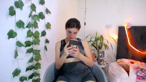 Snapshot of yemfairymcry chatting on 22, 5, 2026 YEM online show from 22, 5, 2026