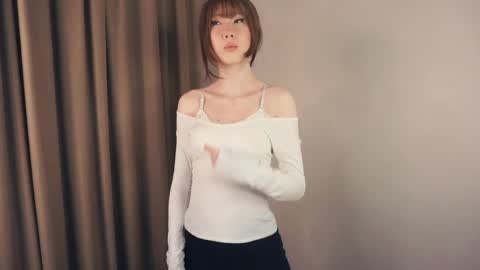 Snapshot of yerquinney chatting on 3, 5, 2026 Rin online show from 3, 5, 2026