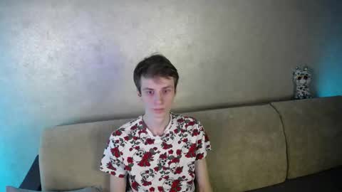Snapshot of yes_cute_boy_ chatting on 13, 3, 2026 Eden online show from 13, 3, 2026