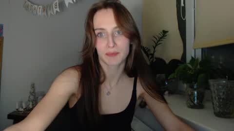 Snapshot of yes_to_heaven chatting on 12, 2, 2025 Zoe online show from 12, 2, 2025