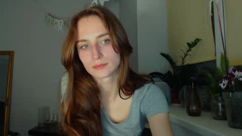 Snapshot of yes_to_heaven chatting on 5, 3, 2025 Zoe online show from 5, 3, 2025