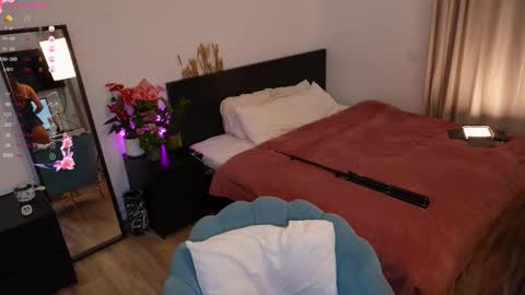 Kiki online show from 6, 10, 2025