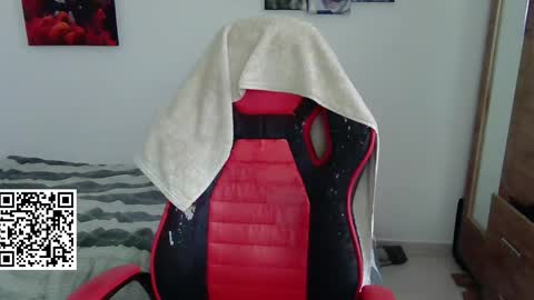 yessica_gomez01 online show from 10, 4, 2026