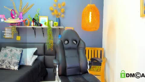 yessika_parker online show from 25, 3, 2026