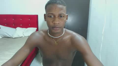 yeycom_hot07 online show from 16, 2, 2025